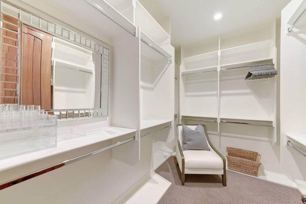 Beach Villa at 507 Goldenrod