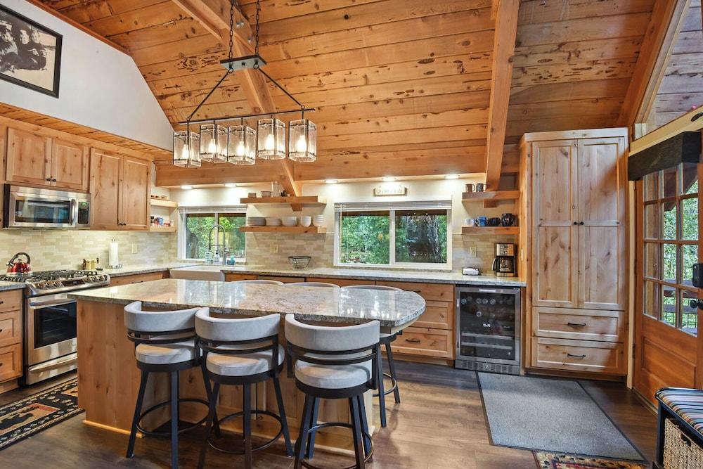 West Shore Haven Near Beach & Outdoor Fun!