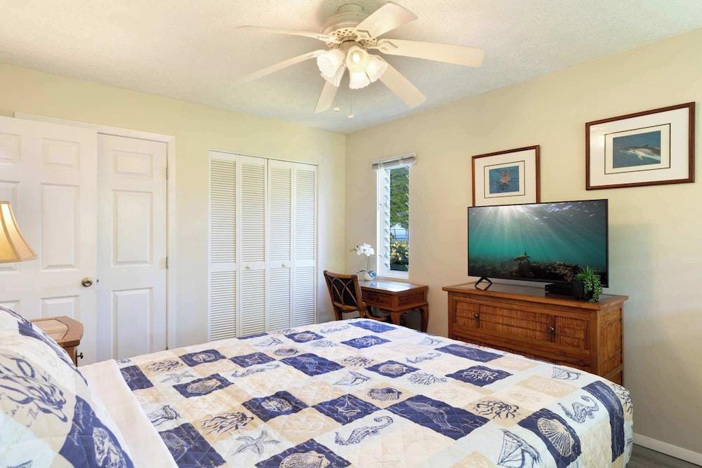 Surf & Racquet Club #24 New Beds, New You!