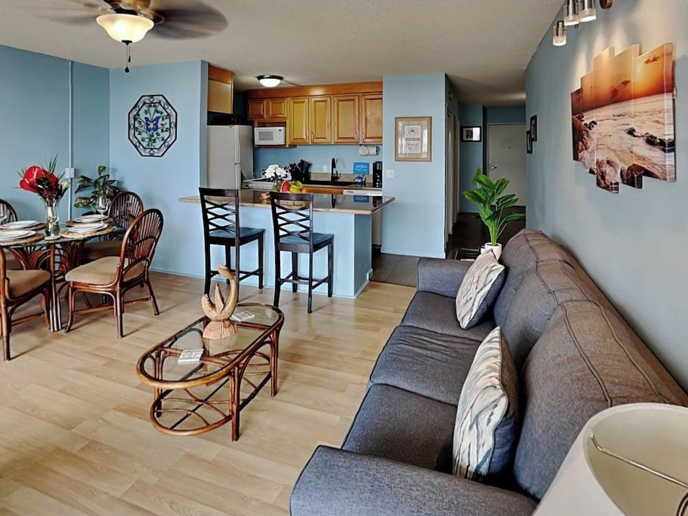 Island Surf 312 by Maui Rental Group