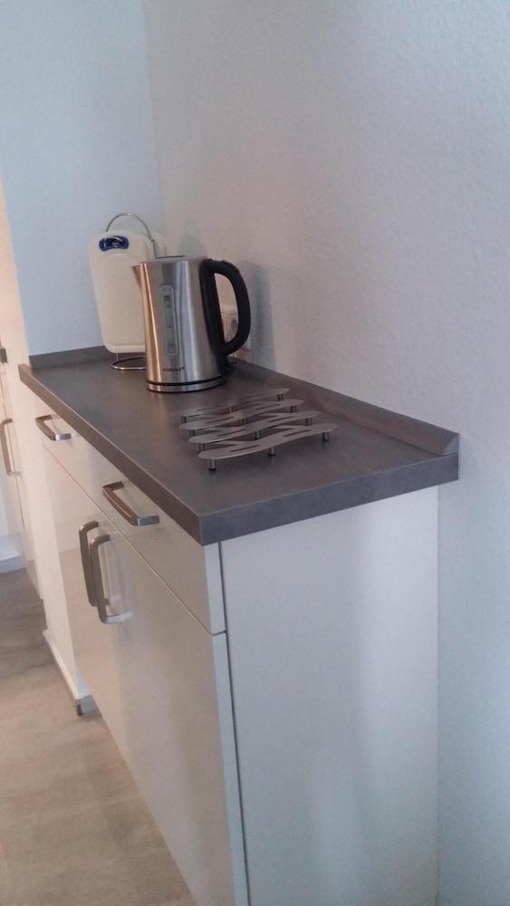 Res/410 - Residenz -teilseeblick