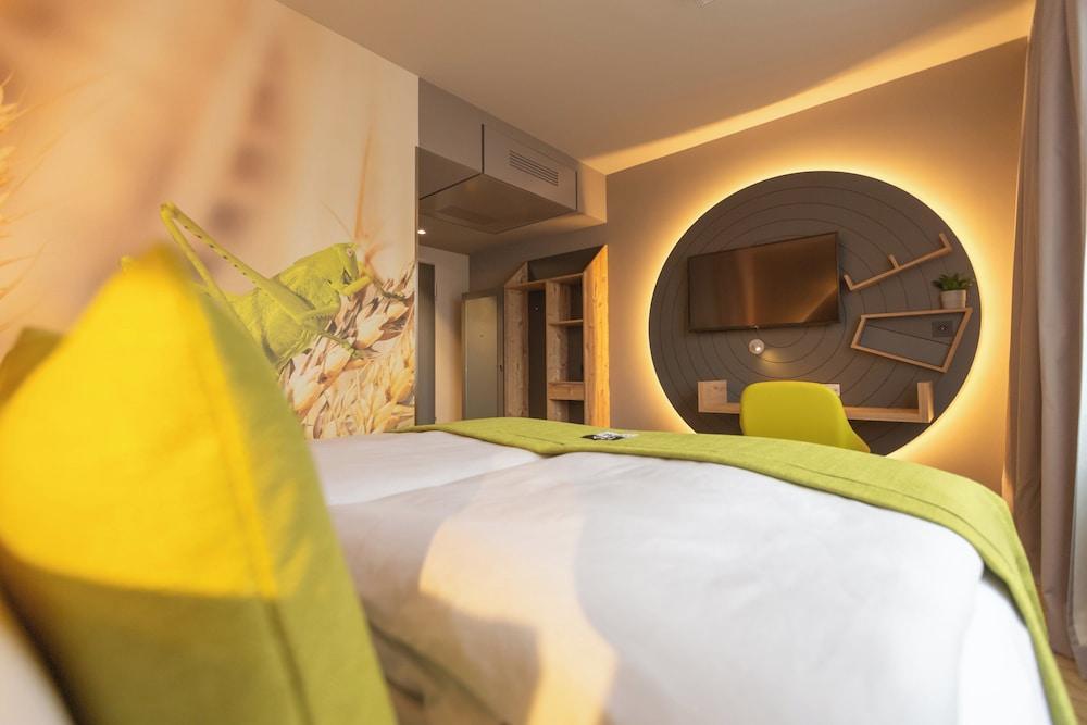 Holiday Inn – the niu, Mill Cologne Mülheim by IHG