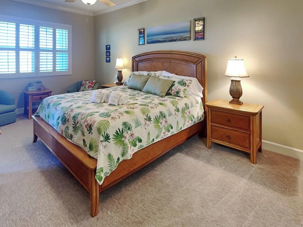 Cinnamon Beach 8 by Distinctive Beach Rentals