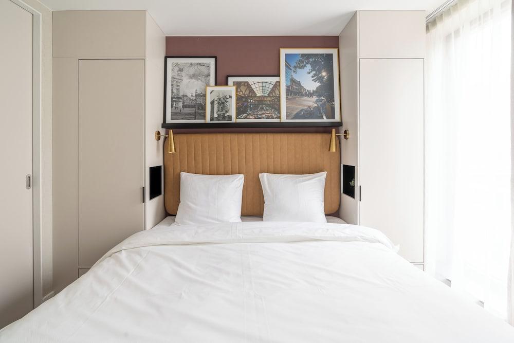 YAYS Antwerp Opera by Numa