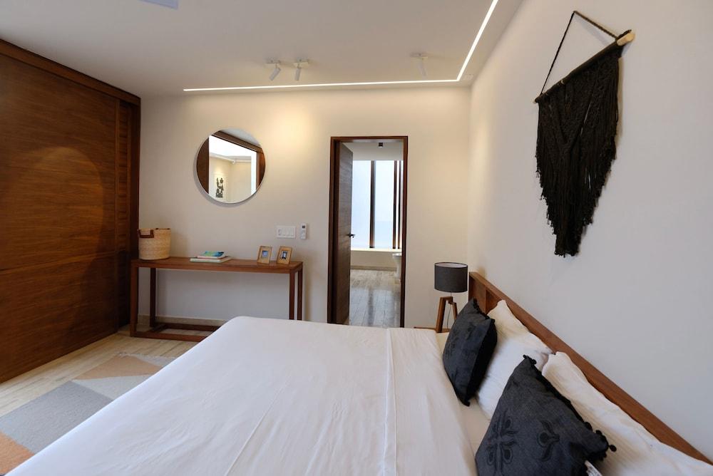 406 Awesome 1Br 2pax designer condo