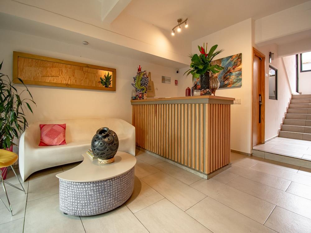 Capital O Hotel Terraza 158