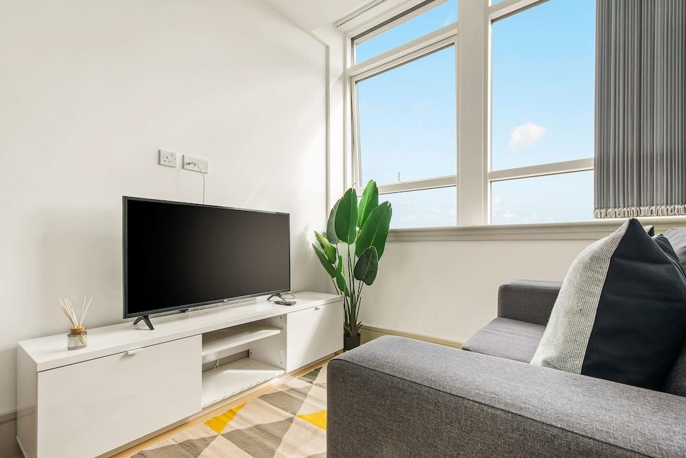 Comfy One Bedroom Apartment in Harrow