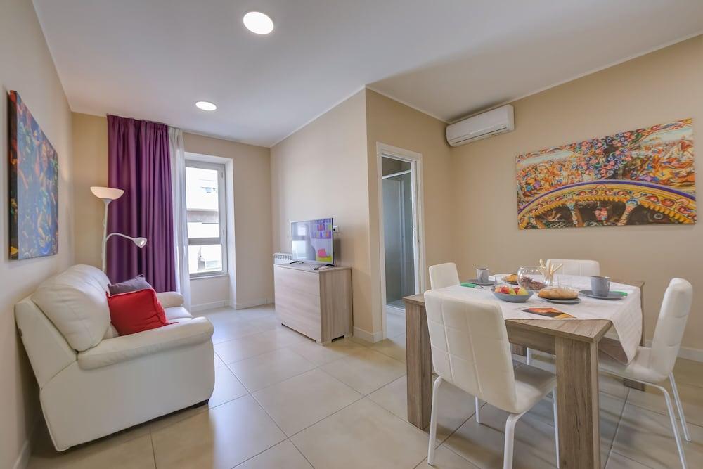 Palazzo dei Delfini 1