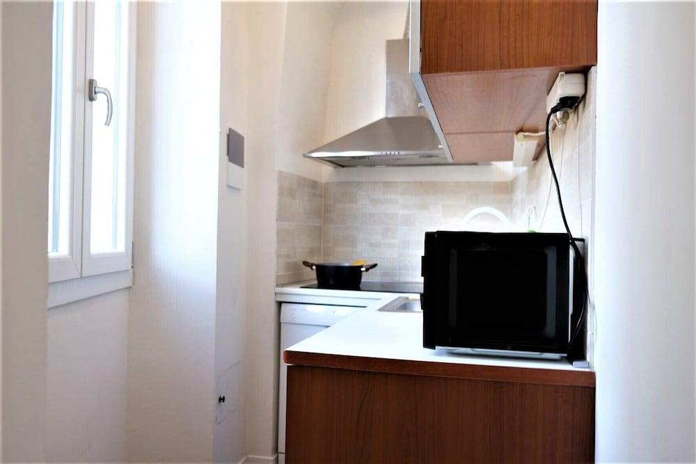 Wine Apartments Florence Morellino