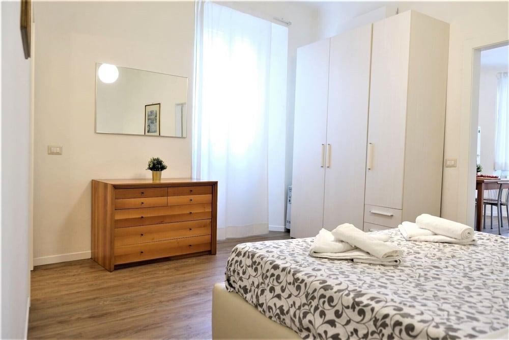 Wine Apartments Florence Morellino