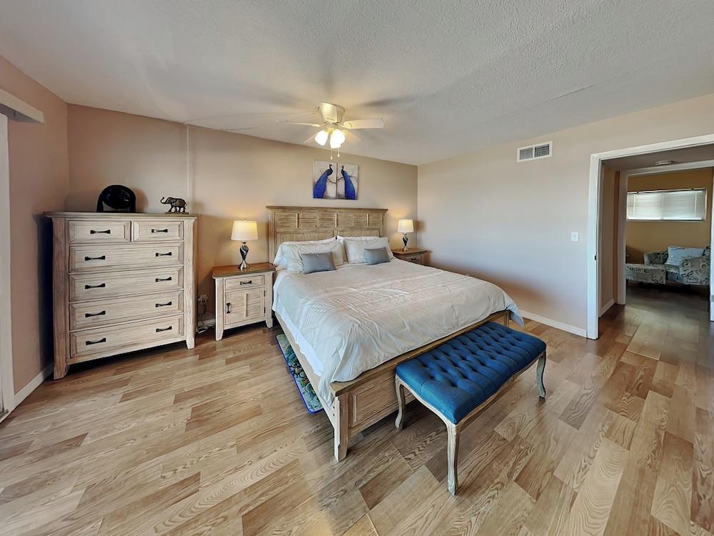 Starboard Light by Distinctive Beach Rentals