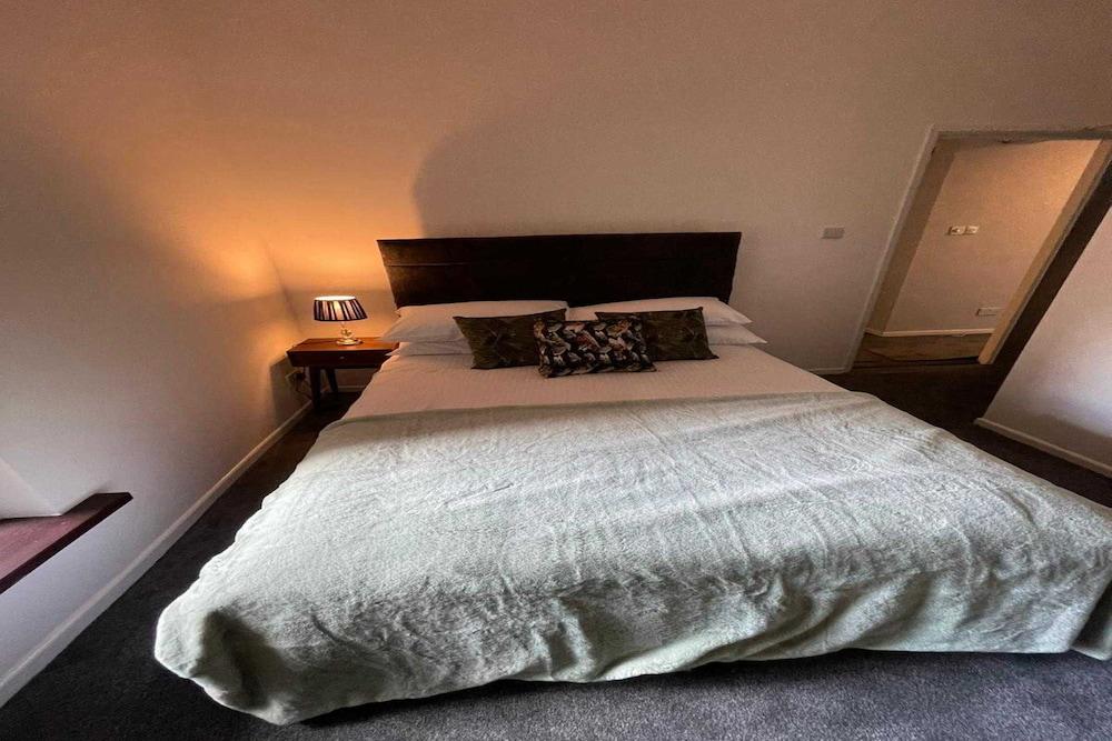 Cavehill Castle Hotel