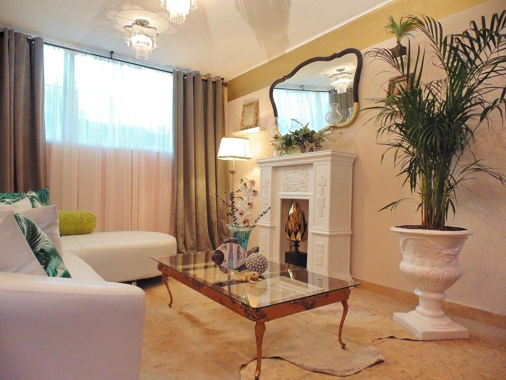 Suites Viveros de Coyoacan