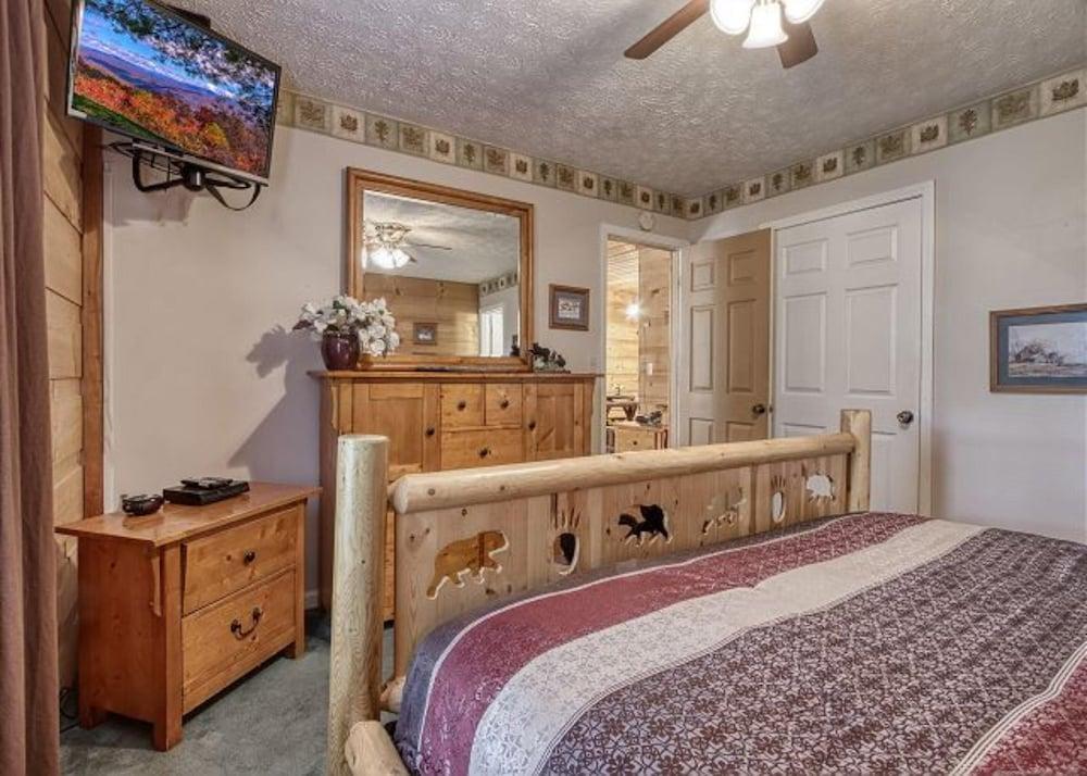 Magnolia Bearadise #311