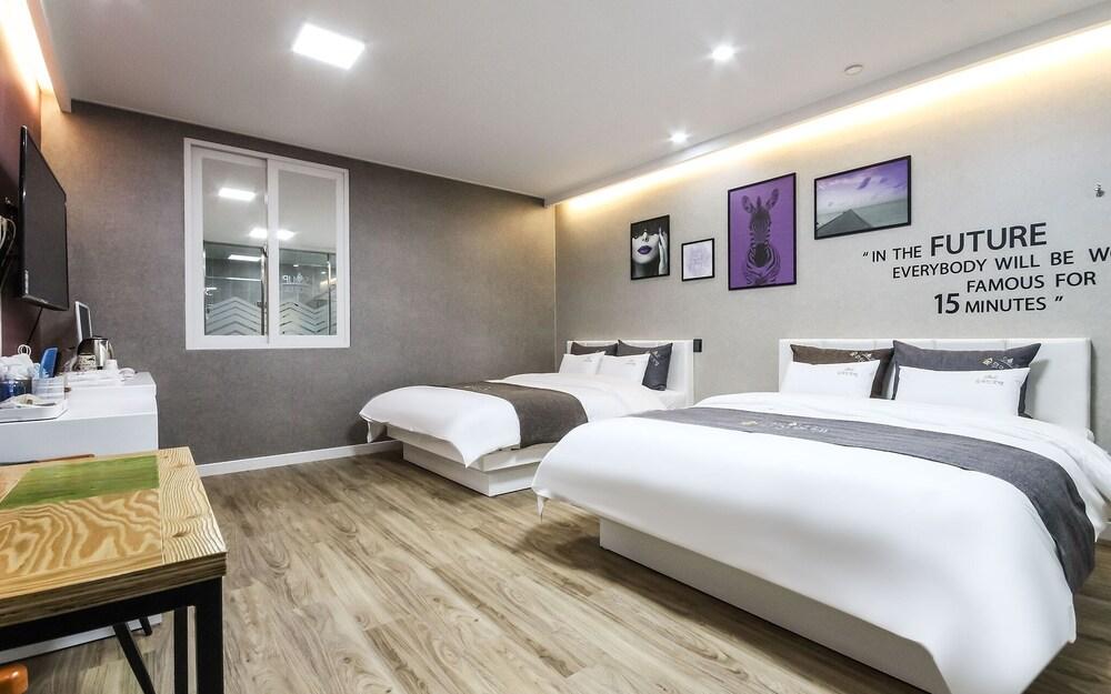 Naju Forest Self Check-in Motel