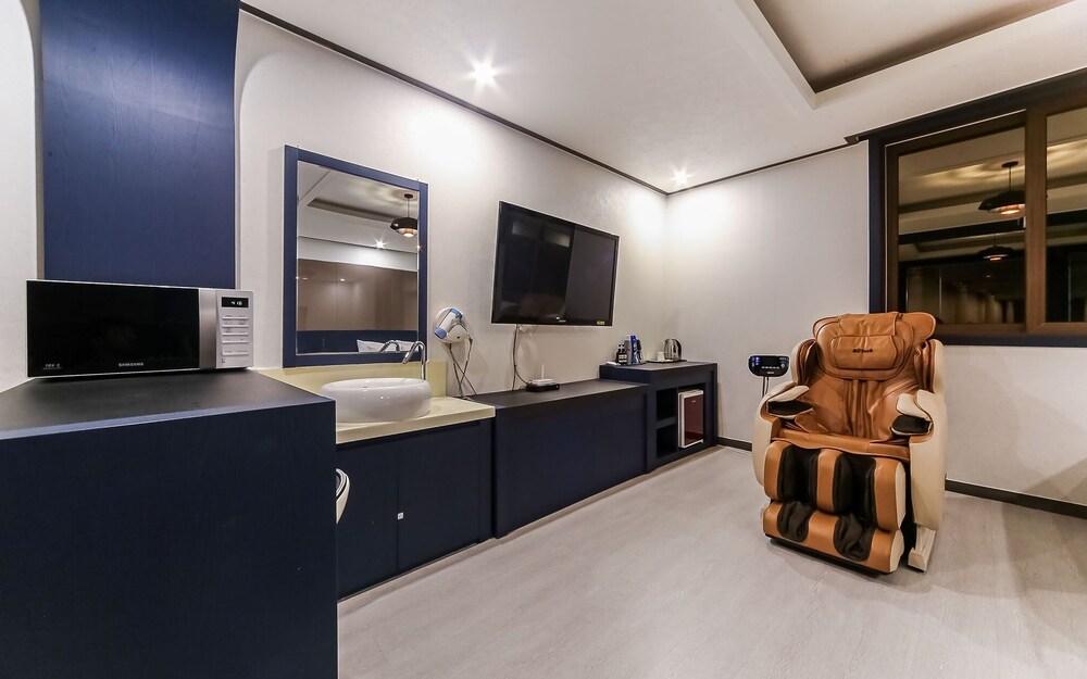 Ulsan Yeongnam Alps Dazoa