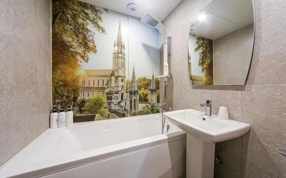 Busan Jaesongdong Zara