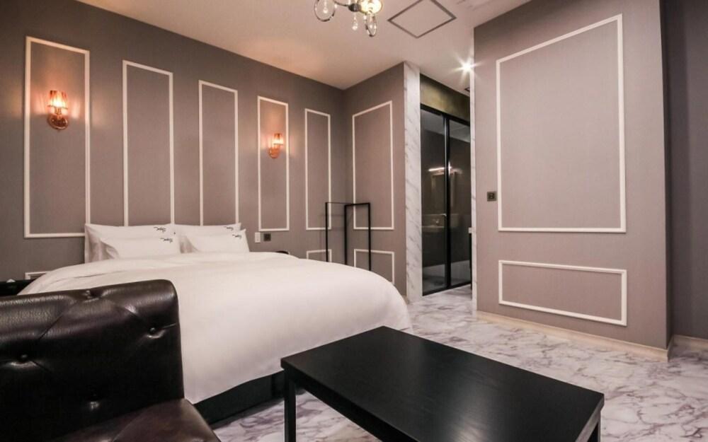 Gimhae Samgye Seowa Hotel