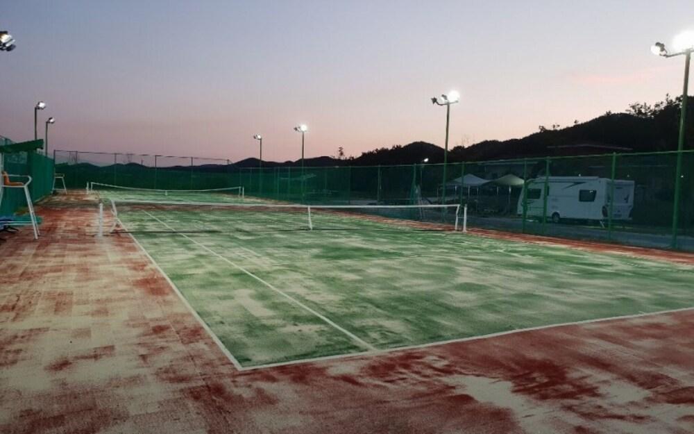 Taean Solbitbada Pension