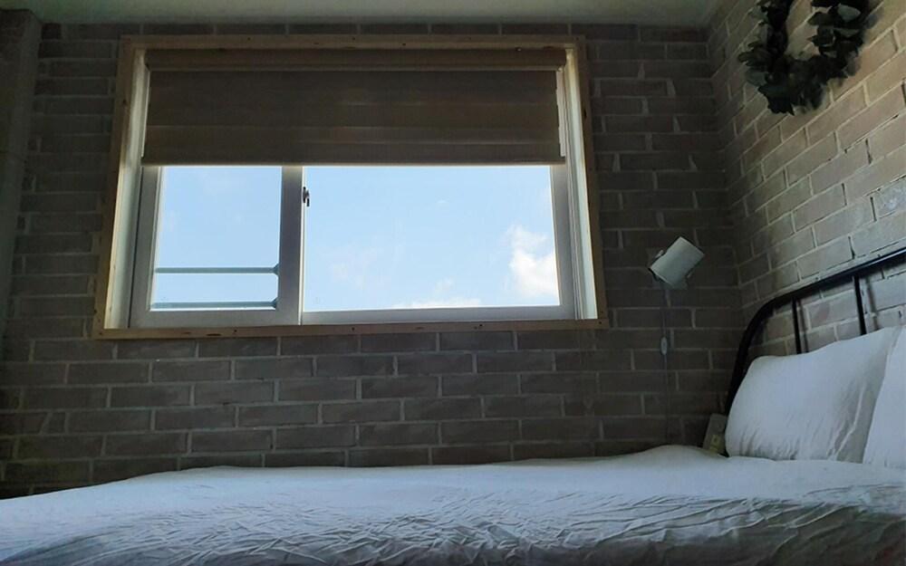 Sokcho Hutte Guest House