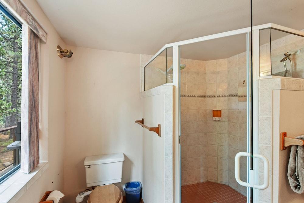 Tumbleweed Trails Deck & Hot Tub!