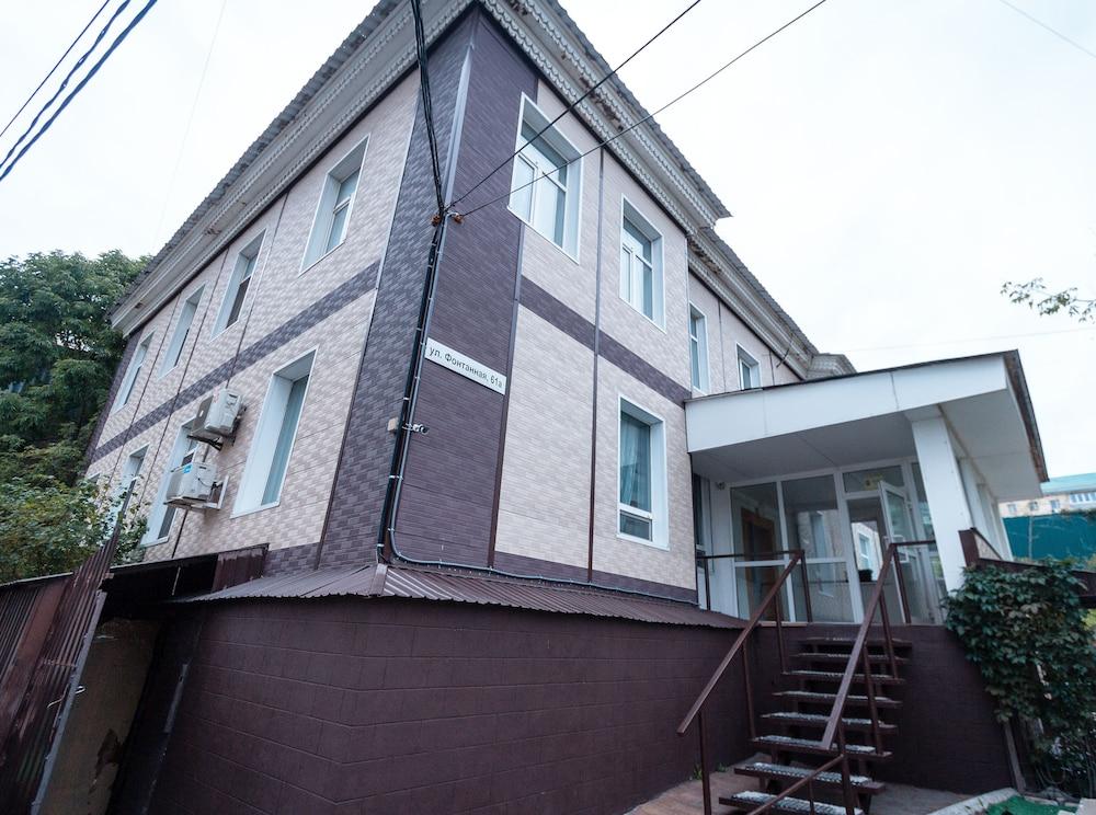 Apartment on Fontannaya 61a-24