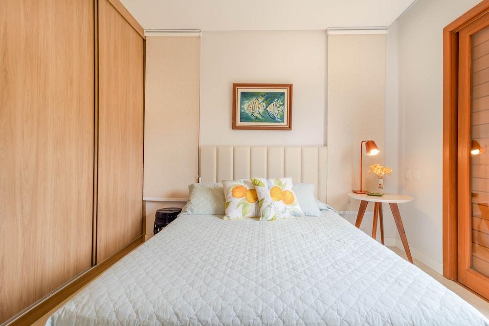 PF13 Casa 05 Suítes - Praia do Forte