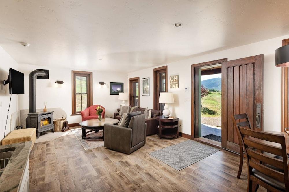 Chaparral Aspen Ranch Cabin