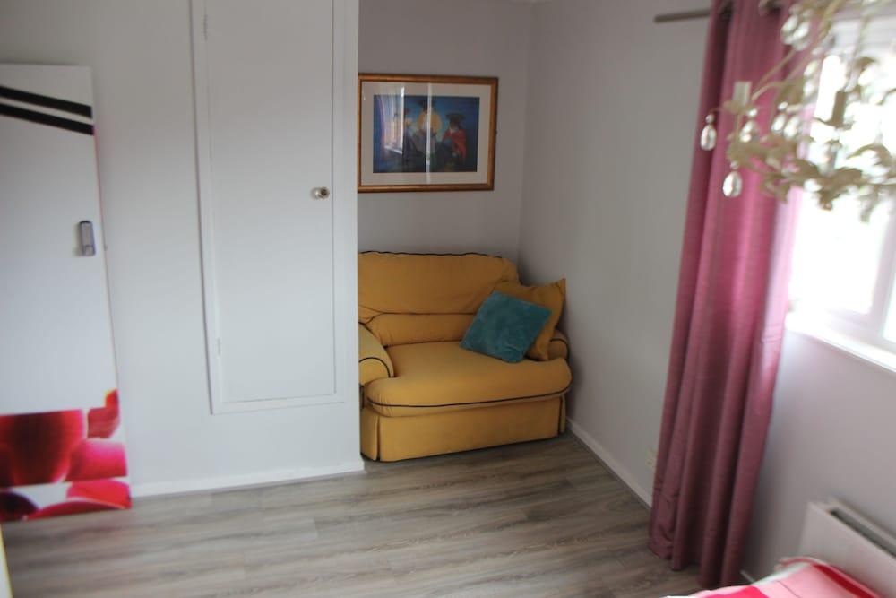 ADVO Lovely 2 rooms accommodation Leeds