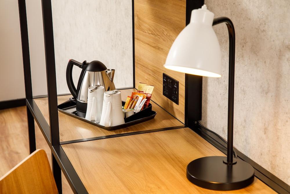 Ibis London Heathrow Terminal 5