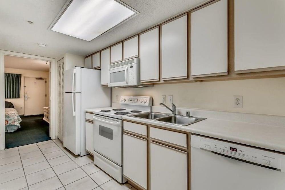 Baywatch Resort by Escape