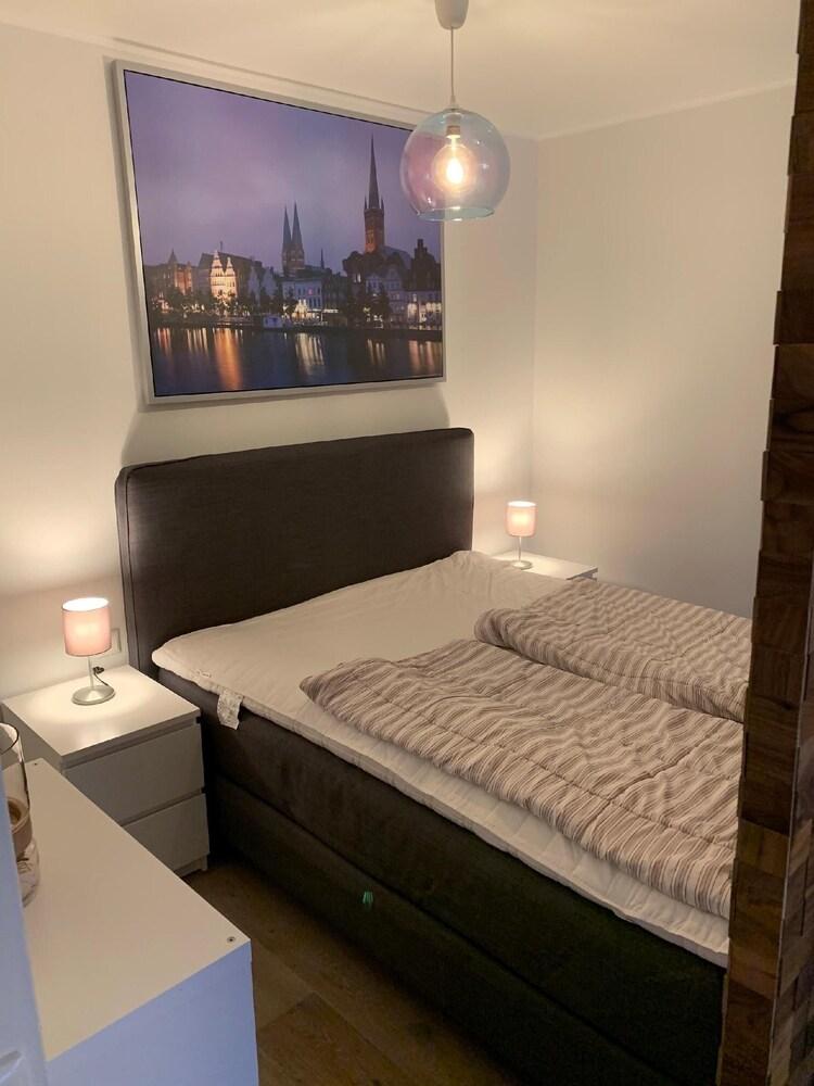 H5/20 - Hanseat - Außenschwimmbad