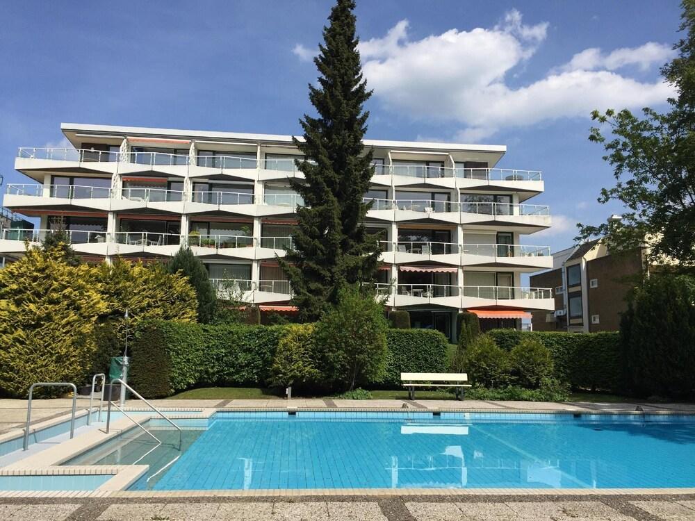 Riv/01 - Riviera - Aussenschwimmbad