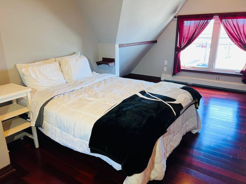 Harbourview Inn, SureStay Collection by Best Western