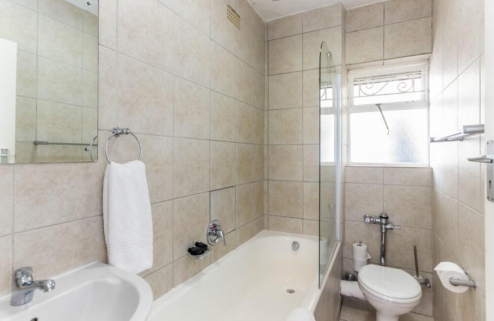 Mountain Facing Studio on Promenade