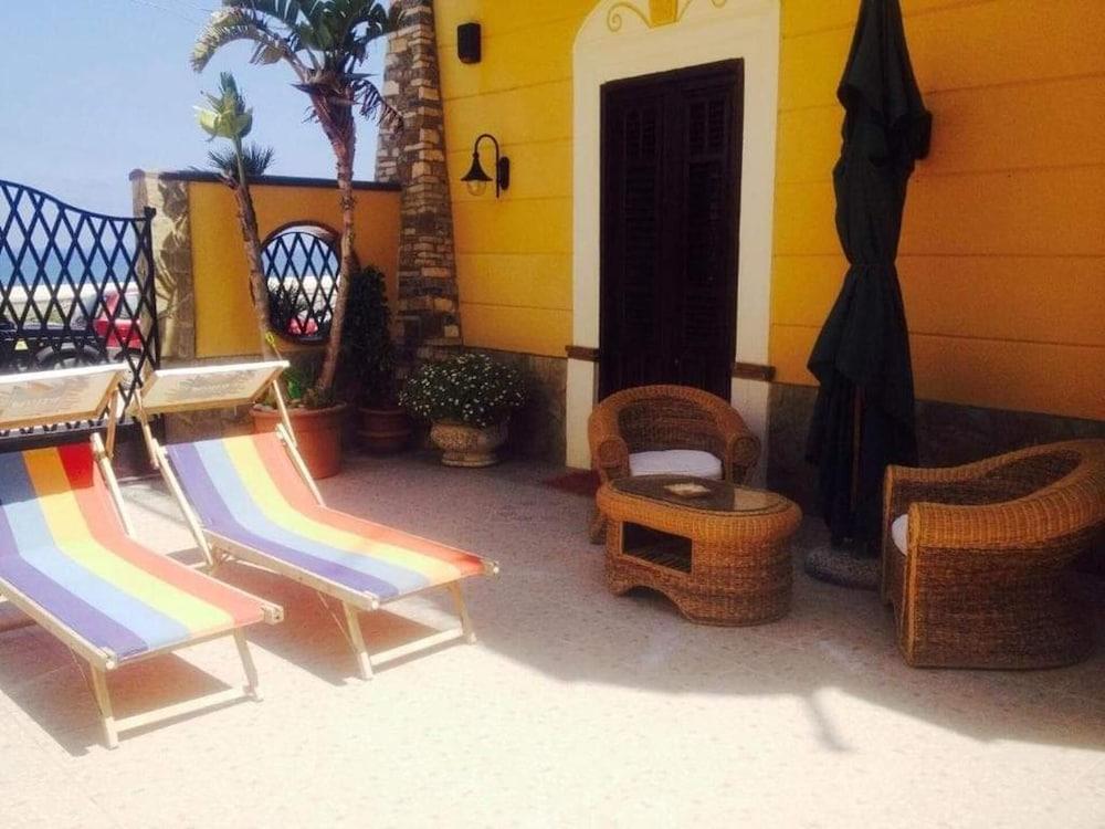 Lovely 1-bed Villa in Balestrate