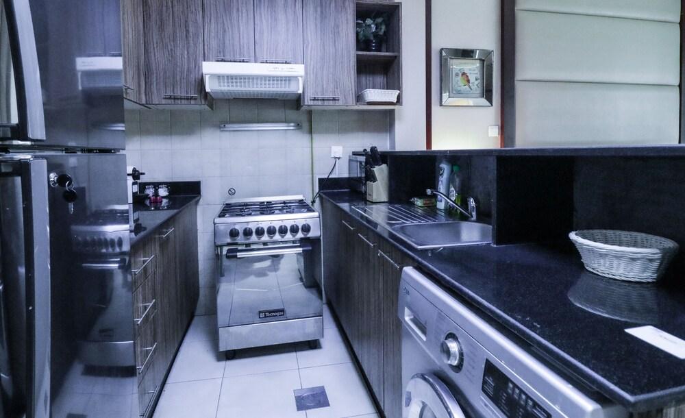 St- BurjAlNujoom-1710