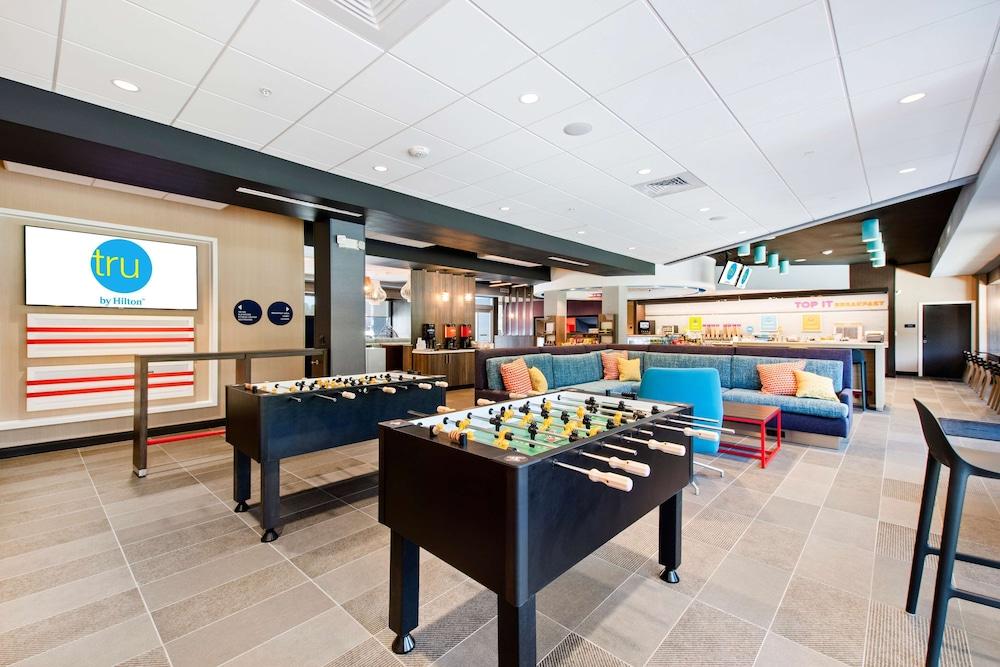 Tru by Hilton Chapel Hill