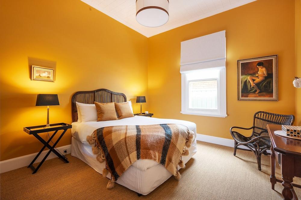 'Lauralla' by Your Innkeeper Mudgee