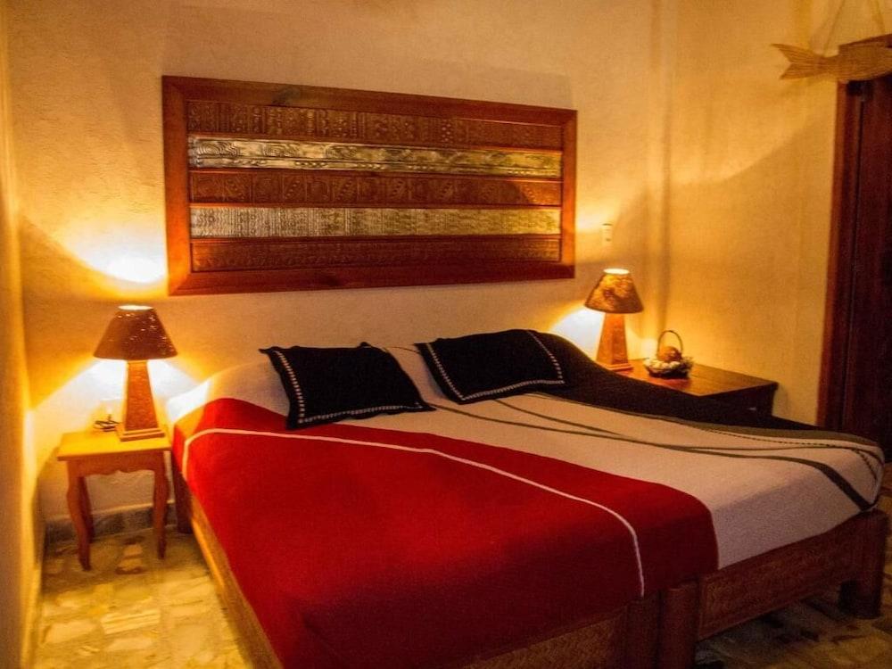 Hotel Villas Las Azucenas