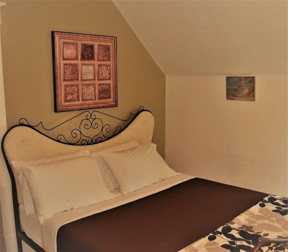 City Pads - Riverside Park