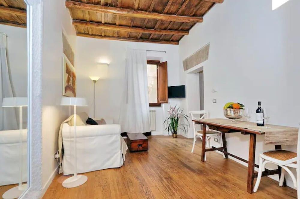 Flatinrome Boutique Navona