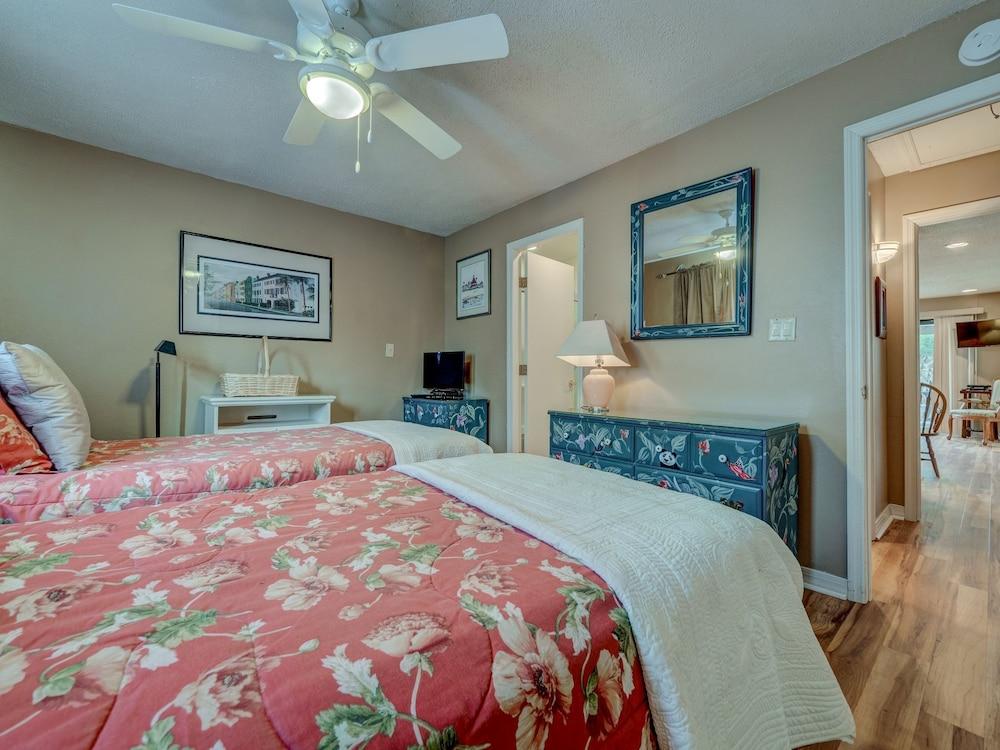 Queens Grant by Hilton Head Retreats