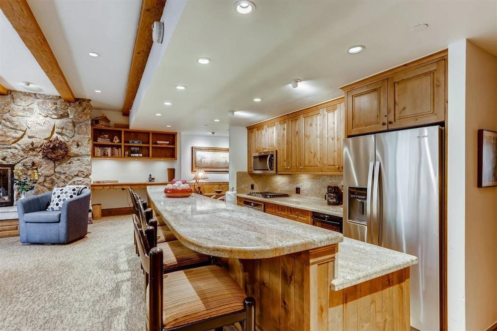 Village Center Condo 4J