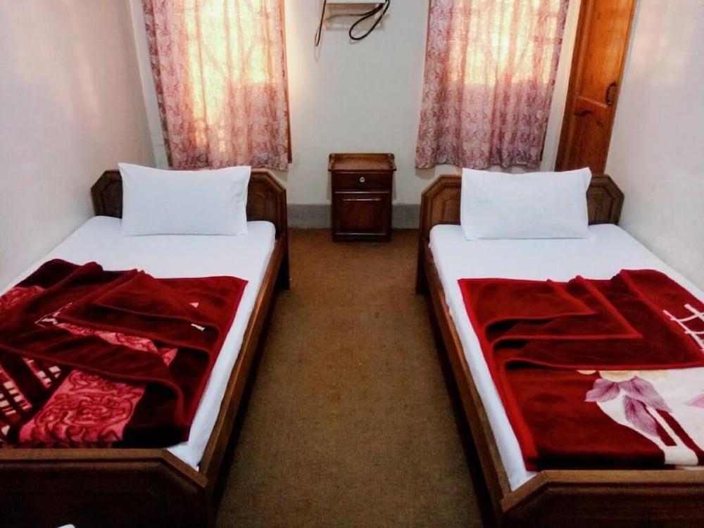 Dir Continental Hotel & Restaurant