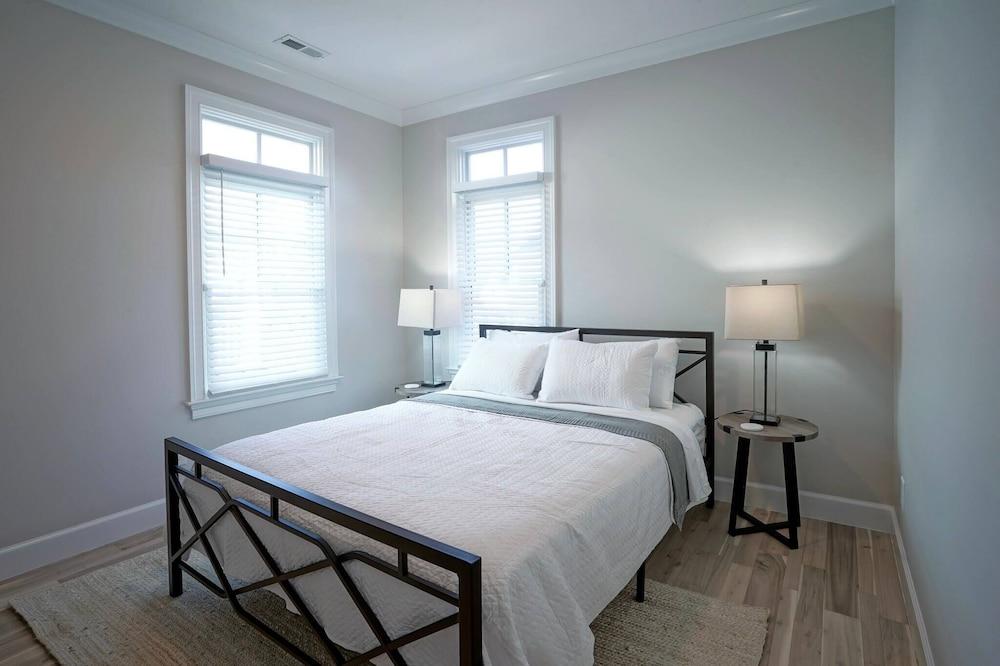 Atlantic Beach House