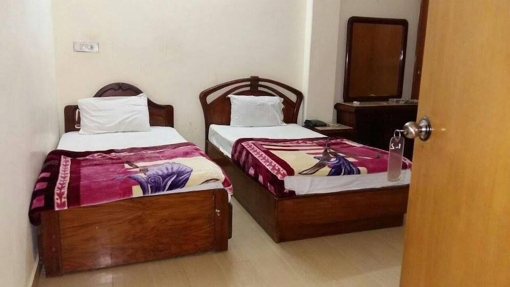 Luxury Hotel And Restaurant