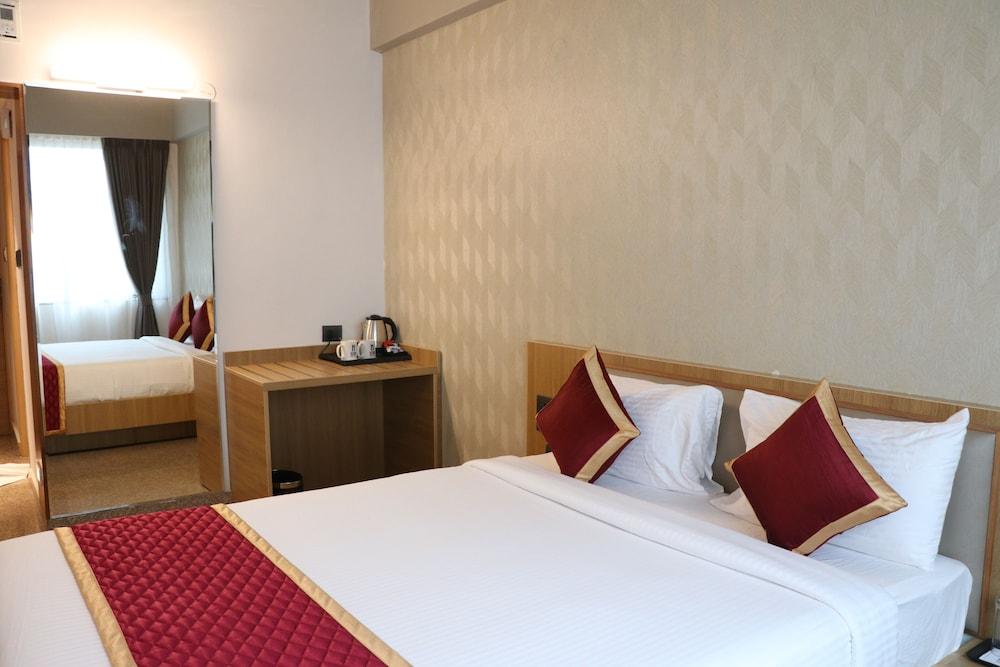 ICON Express by BHAGINI