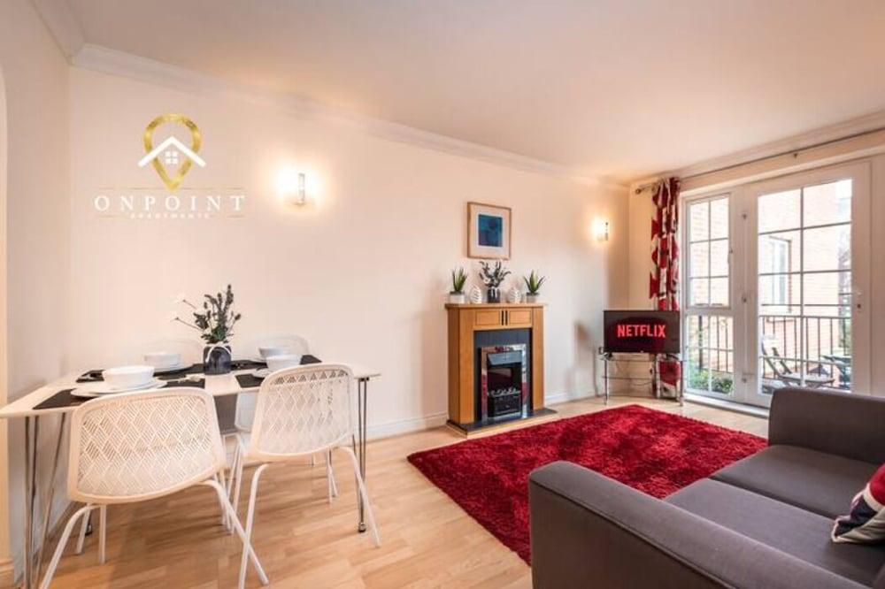 ✰ONPOINT 2 bedroom Apartment - River Kennet✰