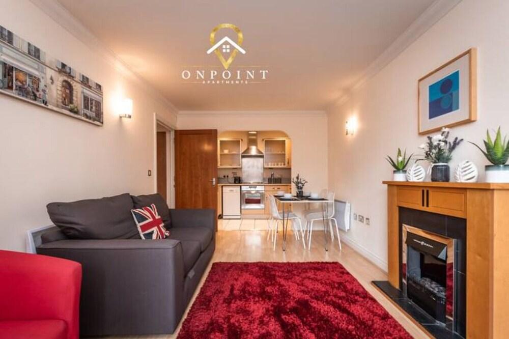 ✰ONPOINT 2 bedroom Apartment - River Kennet✰